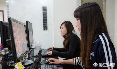 打游戏能赚钱吗？你怎么看？