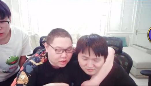 pdd删天价“逆水寒”账号